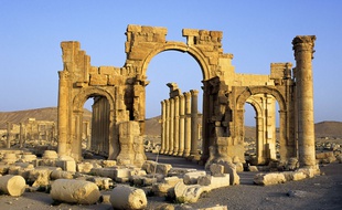 L'arc de triomphe de Palmyre.