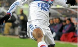Le milieu Gueïda Fofana.