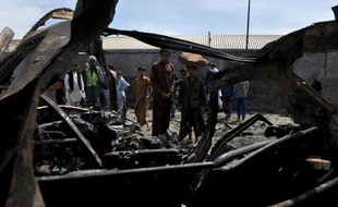 Les rebelles talibans ont annoncé mercredi le lancement à partir de jeudi d'une "offensive de printemps" à travers l'Afghanistan contre les forces de l'Otan qui soutiennent le gouvernement de Kaboul et tous leurs alliés.