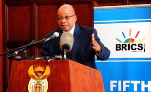 Les dirigeants des pays émergents des Brics se réunissent mardi et mercredi à Durban, en Afrique du Sud, avec au programme le partenariat avec l'Afrique et la création d'une banque de développement commune, qui leur permettrait de se passer de la Banque mondiale.