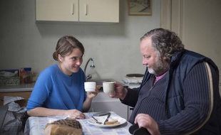 Adèle Haenel et Jean-Michel Balthazar dans La fille inconnue des frères Dardenne