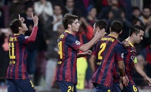 Le Barça célèbre sa victoire sur le Celtic, derrière Neymar (à gauche), le 11 décembre 2013