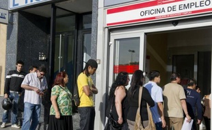 La Banque d'Espagne a estimé mardi que la récession dans le pays allait s'aggraver en 2013, et que le chômage, qui touche déjà plus d'un quart de la population active, allait poursuivre sa hausse.