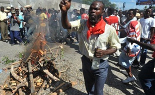Moins de dix-huit mois après son arrivée au pouvoir, le président d'Haïti Michel Martelly fait face à un important mouvement de contestation dans un pays qui peine toujours à surmonter les conséquences désastreuses du séisme de 2010.