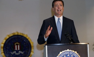 Le direceur du FBI James B. Comey