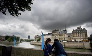 Paris et Bordeaux sont les deux villes préférées des Français, selon un classement réalisé par l'institut de sondages BVA pour la presse régionale, qui place Toulouse en troisième position et Marseille en dernier.