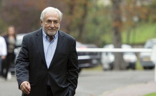 Le parquet de Lille, qui a requis un non-lieu en faveur de Dominique Strauss-Kahn dans l'affaire du Carlton, estime que si DSK était le "principal bénéficiaire" des soirées avec des prostituées, "cela n'en fait pas pour autant un proxénète", dans son réquisitoire cité samedi par Le Figaro.