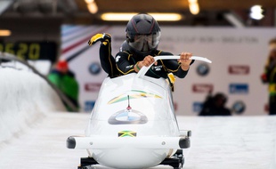 Jazmine Fenlator et Carrie Russell au départ de l'étape de coupe du monde d'Innsbruck