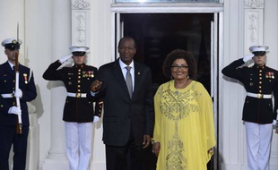 Bmlaise Compaoré et sa femme avant un diner avec le président Obama