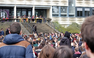 L'assemblée générale étudiante organisée le mardi 10 avril à l'université Rennes 2 a voté en faveur du blocage de la fac.