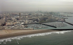 Vue aérienne prise le 28 octobre 2007 du port du Havre