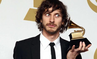 Wally DeBacker alias Gotye, aux Grammy Awards