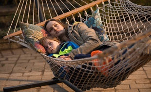 Brie Larson et Jacob Tremblay dans Room