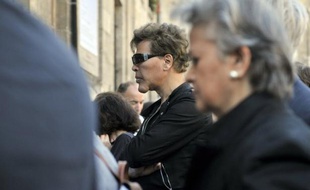 Un chercheur du CNRS a été condamné par le tribunal correctionnel de Paris à une peine symbolique pour avoir publié sur internet un projet de thèse de Grichka Bogdanoff, selon un jugement consulté mardi par l'AFP.