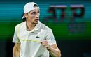 Intraitable, Ugo Humbert élimine Daniil Medvedev et file en finale à Dubaï