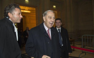 Charles Pasqua à la Cour d'appel de Paris, le 16 février 2011.