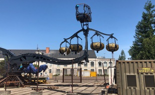 Les nacelles du Héron sont déjà de sortie sur le parvis des Machines