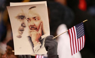 Mais ce lundi était surtout le «Martin Luther King day». Hasard du calendrier, la commémoration de l'anniversaire du célèbre pasteur noir américain tombait cette année la veille de l'investiture du premier président afro-américain des Etats-Unis.