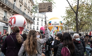 Une manifestation à l'appel des syndicats de l'Education nationale, à Paris le 10 novembre 2020 (illustration).