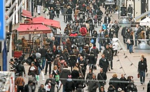 Photo d'illustration d'une foule.