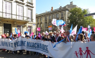A Bordeaux, le 5 octobre 2014, La Manif pour tous s'est mobilisée contre la gestation pour autrui (GPA).