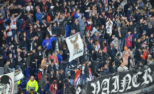 La banderole avec un âne dessiné et le texte "Marcelo dégage" avait déjà été sortie dans le virage nord lors du match retour contre Benfica, le 5 novembre dernier.