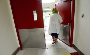 Son association devait distraire les enfants hospitalisés.