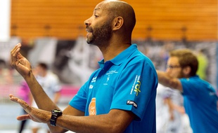 Le coach cessonnais Yérime Sylla et son adjoint Ragnar Óskarsson entendent rester en Ille-et-Vilaine... pour l'instant.