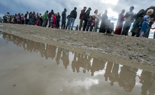 Des migrants arrivent en Europe le 24 avril 2016 (image d'illustration).