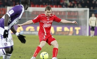 Le joueur valenciennois David Ducourtioux en février 2013 contre Toulouse.