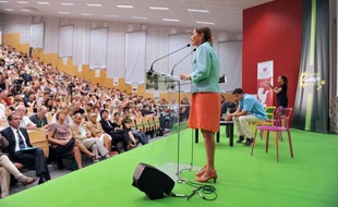 Les débats au premier jour de l'université d'été d'Europe Ecologie-Les Verts (EELV) se sont emballés à propos de la question du traité budgétaire européen, dénoncé par nombre de ténors écologistes au grand dam de Daniel Cohn-Bendit.