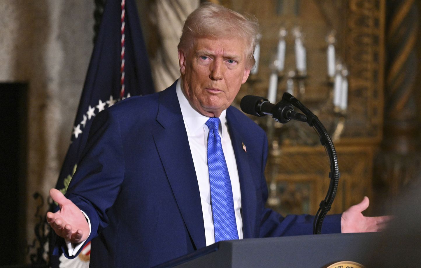 Trump menace l'Iran de « bombardements » et s'en prend également à la Russie thumbnail