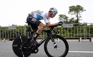 Chris Froome a chuté lors de la reconnaissance du prologue du Tour d'Italie, le 4 mai 2018 à Jerusalem.