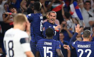 Antoine Griezmann incarne mieux que quiconque le changement de visage montré par les Bleus, mardi à Décines. FRANCK FIFE