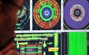 Le plus grand instrument de physique au monde, le Grand collisionneur de hadrons (LHC), a été mis en route mercredi près de Genève, avec pour mission de recréer les conditions d'énergie intense des premiers instants de l'univers