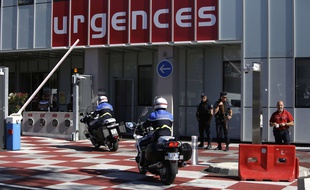 L'entrée des urgences de l'hôpital Pasteur à Nice.