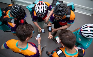 Des livreurs Deliveroo (Illustration).