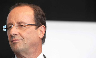 François Hollande lors de l'inauguration de l'usine Polytech à Eyrein en Corrèze, le 14 septembre 2012