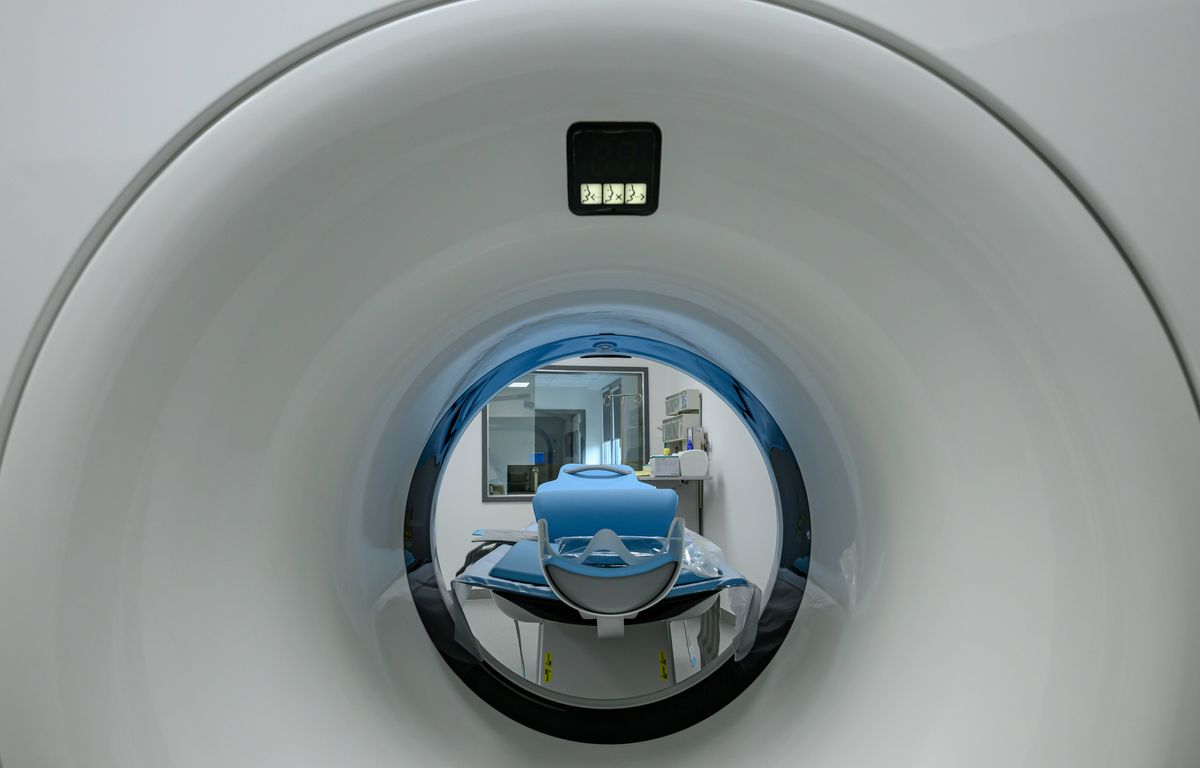 Etats-Unis : Un homme gravement blessé après avoir été aspiré par une machine à IRM