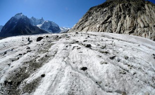 La Mer de Glace, plus grand glacier de France, photographié le 21 septembre 2012 à Chamonix, en France