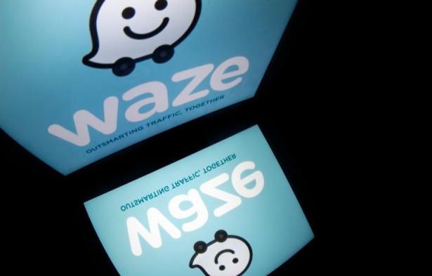 Et si vous vous laissiez guider par le père Noël pendant les fêtes, avec Waze ?