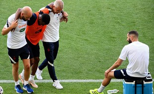 Après Marcus Thuram, Thomas Lemar a aussi dû quitter l'entraînement sur blessure jeudi.