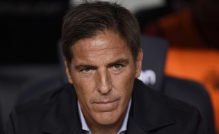 Eduardo Berizzo, l'entraîneur du FC Séville, lors d'un match contre le FC Barcelone au Camp Nou, le 4 novembre 2017.