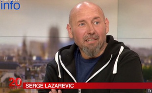 Serge Lazarevic sur le plateau du JT de France 2 le 13 décembre 2014.