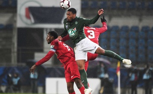 Coupe de France: Fin du rêve pour l'Olympique Strasbourg, Saint-Etienne élimine le petit poucet