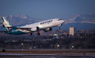 Les vols commerciaux du 737 MAX, de nouveau autorisés au Canada, ici à Calgary, le 21 janvier 2021.