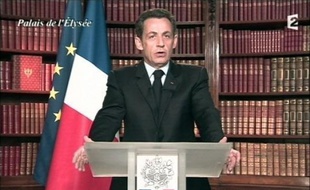 Après une "rude" année 2008, Nicolas Sarkozy a prévenu les Français que de grandes difficultés les attendaient en 2009, tout en se disant déterminé à y "faire face" en poursuivant des réformes.
