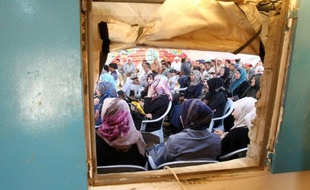 Une réunion des habitants du village de Soussia, au sud de la Cisjordanie, menacé de destruction, le 20 mai 2015