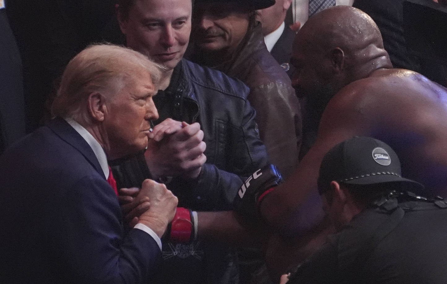 Trump and Co au combat MMA de Jon Jones à New York