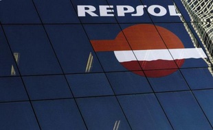 Le groupe pétrolier espagnol Repsol a approuvé mercredi un accord de principe proposé par le gouvernement argentin, qui a nationalisé en 2012 sa filiale YPF, un épilogue vécu comme une victoire mais qui n'est pas exempt de risques.